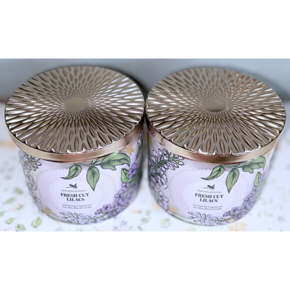 Lot of 2 Bath & Body Works Fresh Cut Lilacs Large 3-Wick Scented Candle 14.5oz - Picture 4 of 7